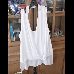 NWT, BCBG MaxAzria Nicoleta White Top